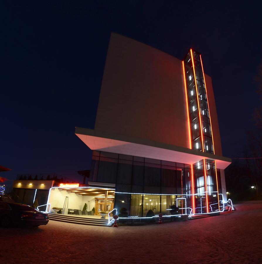 Hotel Diesel Boekarest Buitenkant foto